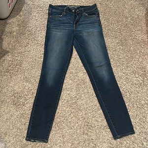 Super super stretch high rise size 10 AE jeans